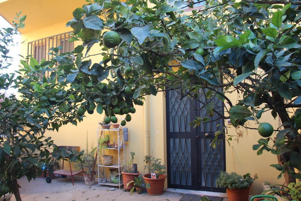 Gottardo Bed and Breakfast Monserrato Exterior foto