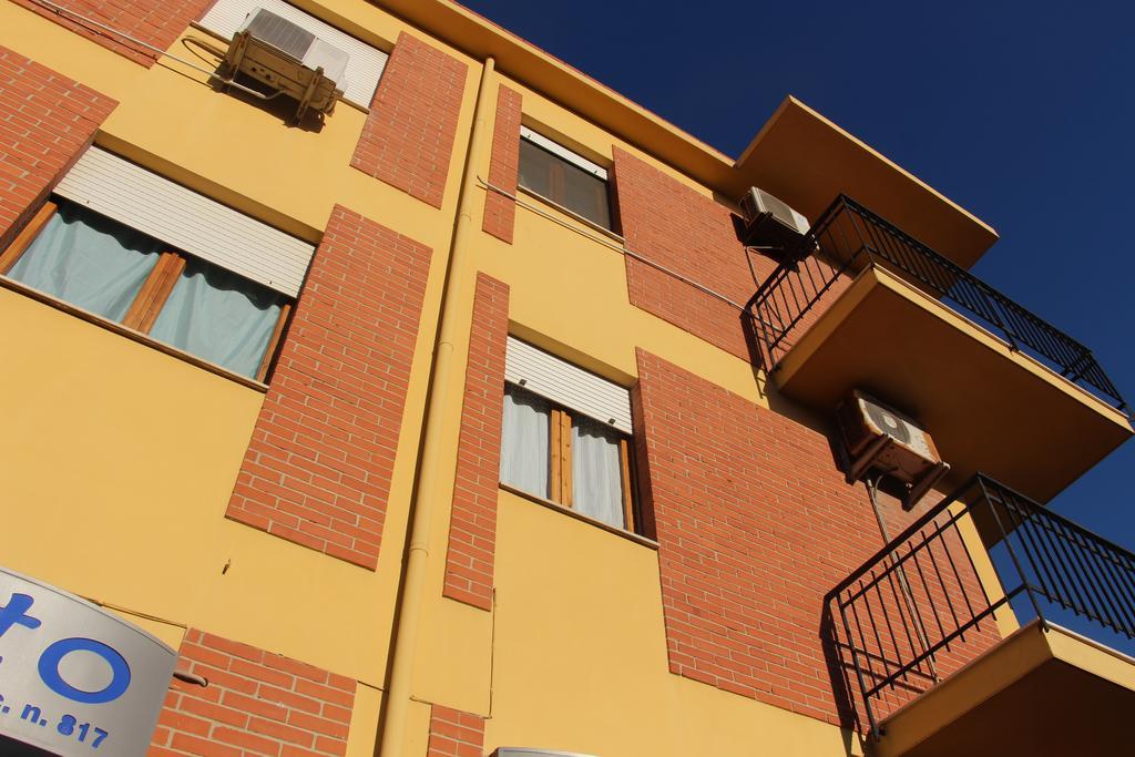 Gottardo Bed and Breakfast Monserrato Exterior foto